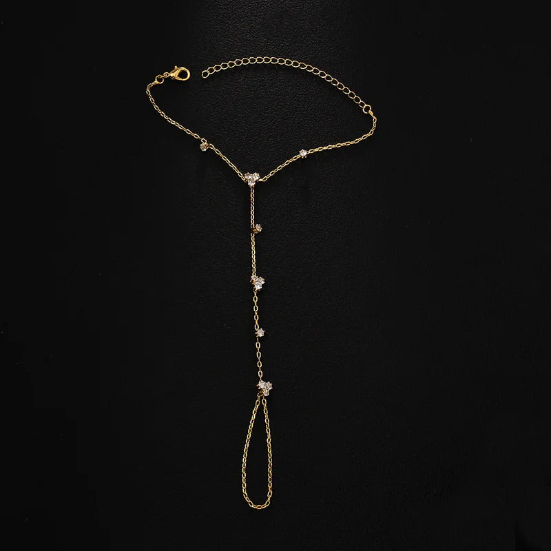 2025 Fashion Round Crystal Finger Bracelet Bangle High Quality Jewelry Intersperse Geometric Rhinestone Hand Chain Adjustable