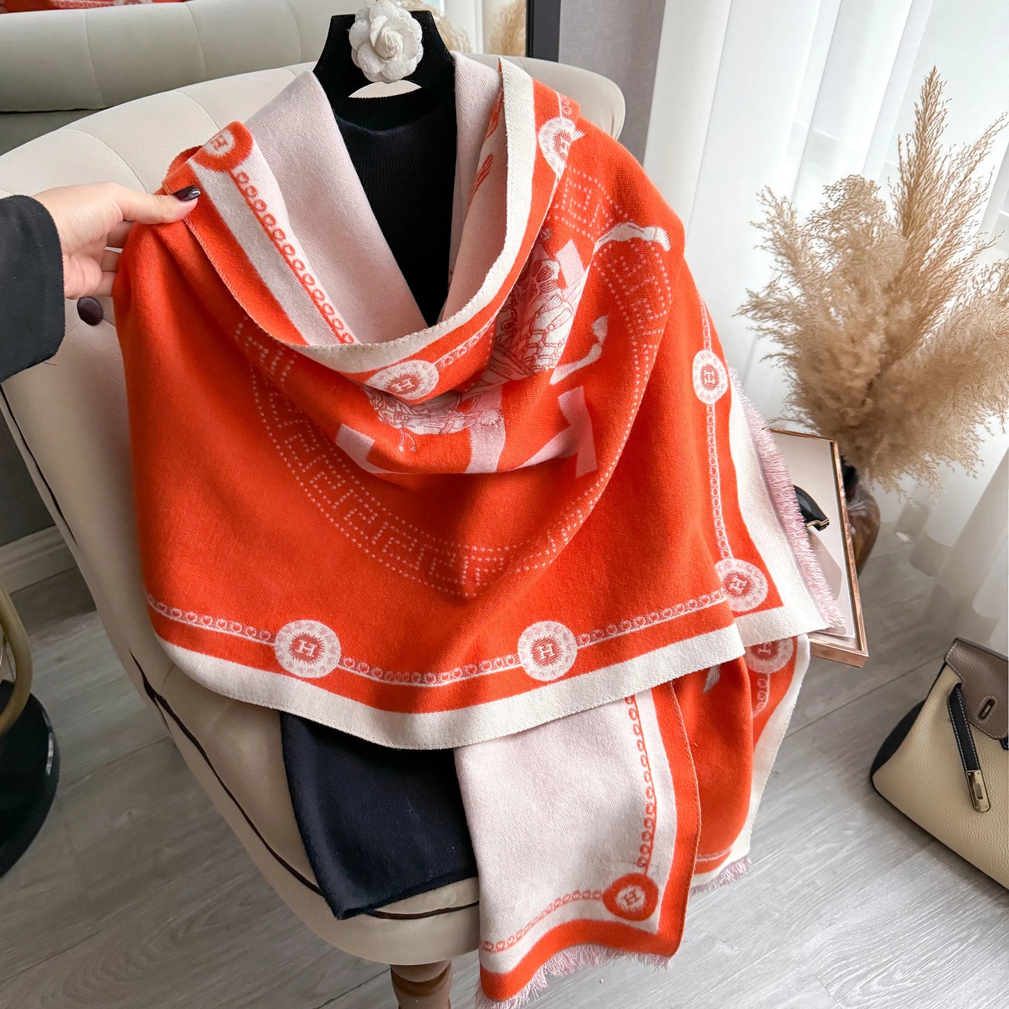Luxury Winter Cashmere Scarf Women 2024 Design Warm Pashmina Blanket Poncho Scarves Female Carriage Shawl Thick Foulard Bufanda