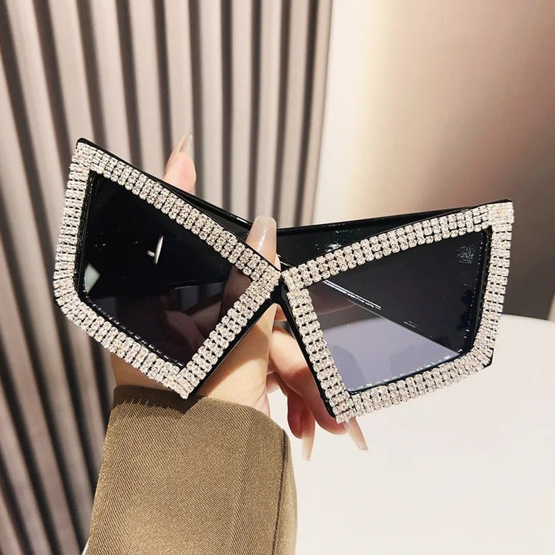 Vintage Super Big Full Crystal Cat Eye Sunglasses Women New Fashion Rhinestones Shiny Sun Glasses Ladies Oversized Bow Shades