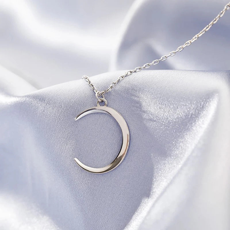 Stainless Steel Necklace New Fashion Moon Chain Pendant Simplicity Necklaces For Women Jewelry Accessories Party Charm Gifts