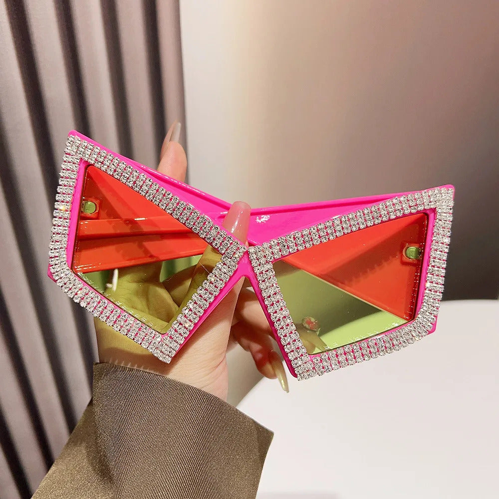 Vintage Super Big Full Crystal Cat Eye Sunglasses Women New Fashion Rhinestones Shiny Sun Glasses Ladies Oversized Bow Shades