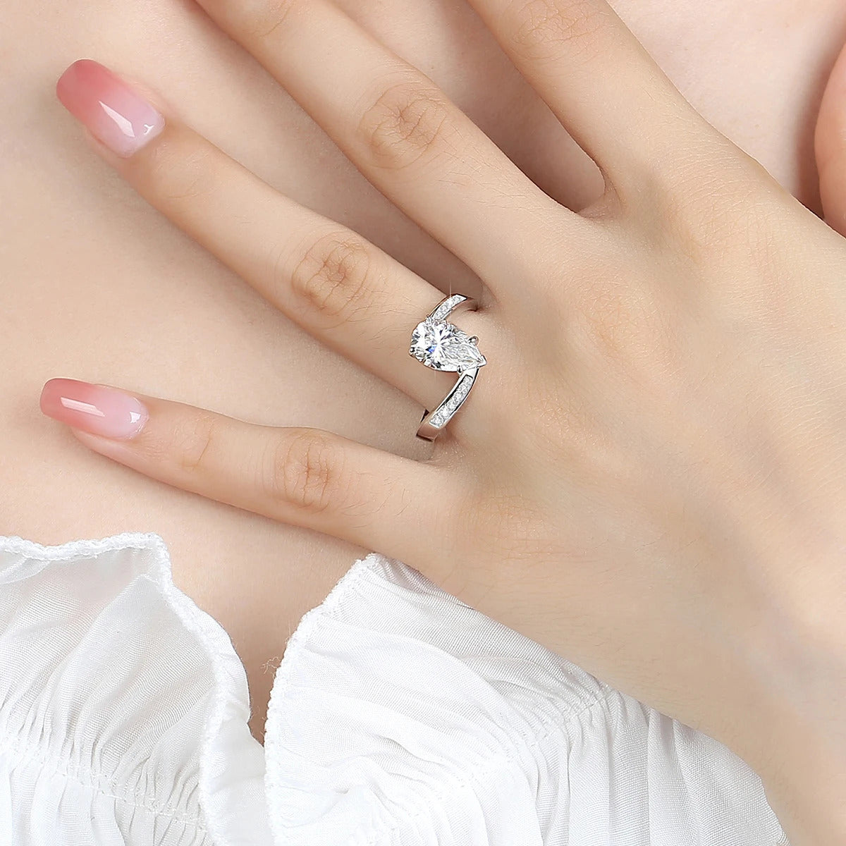 18k Gold Plated Pear Cut Moissanite Rings 3CT 925 Sterling Silver Wedding Band for Women Trendy Engagement Gift Fine Jewelry