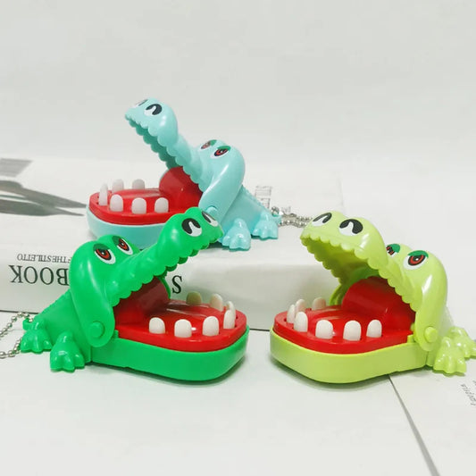 Crocodile Teeth Dentist Game  ABS Crocodile Biting Finger Game Family Tabletop Party Toy Funny Gags Toy with Keychain for Kids
