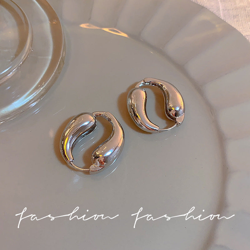 925 Silver Needle Hong Kong Style Retro Metal Earrings Women's High-Grade Geometric Simple Bracelet Ear Clip All-Match Exaggerated Commuter Earrings