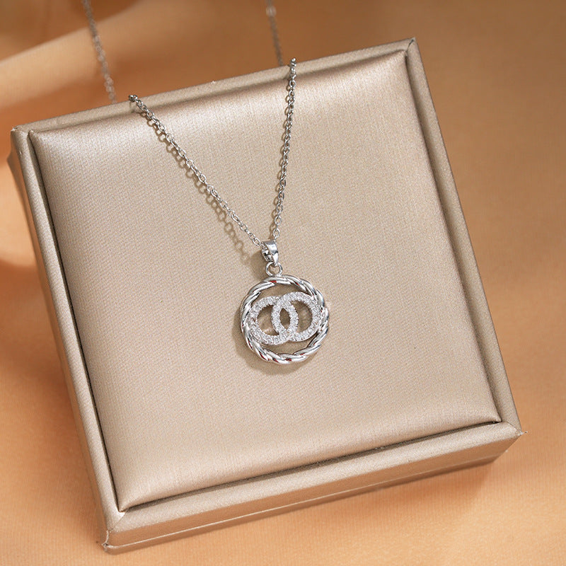 Elegant Inlaid Zircon Exquisite Titanium Steel Necklace for Women Fashionable Versatile Internet Celebrity Collarbone Chain Niche Light Luxury Jewelry