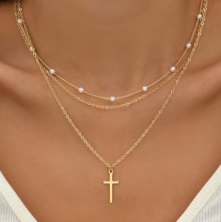 Amazon TK Hot-Selling OT Buckle Square Cross Necklace for Women Copper Plated 14K Gold Paperclip Necklace Yiwu In Stock