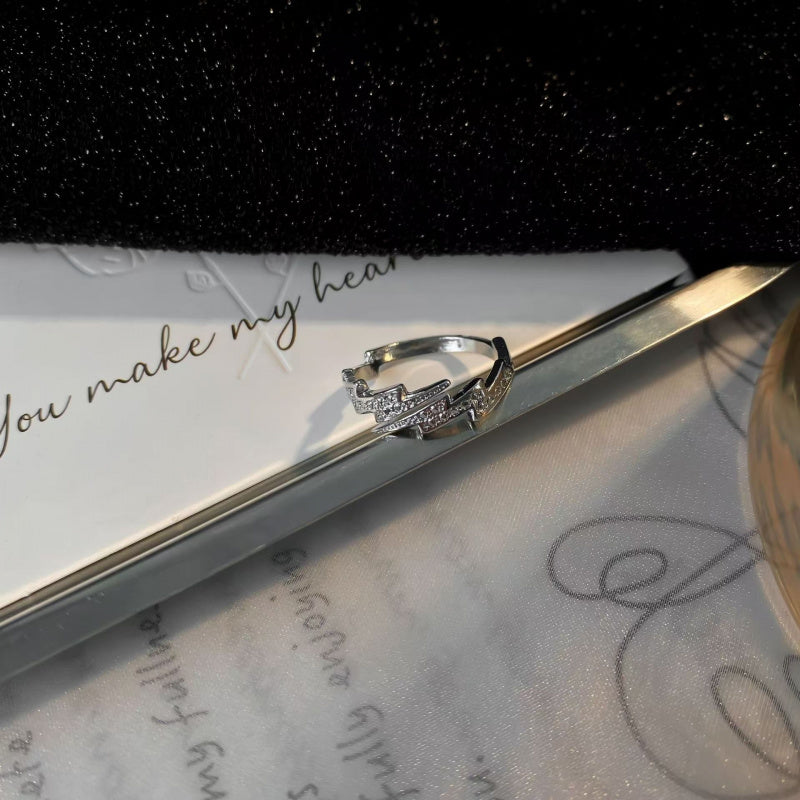 Lightning Ring Men's Light Luxury High-end Sense Distinctive Refined Ring Women