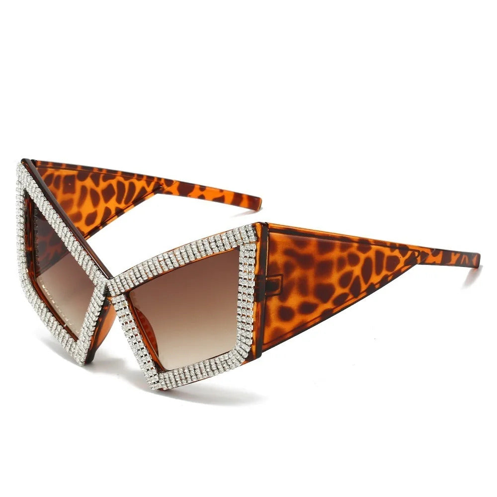 Vintage Super Big Full Crystal Cat Eye Sunglasses Women New Fashion Rhinestones Shiny Sun Glasses Ladies Oversized Bow Shades