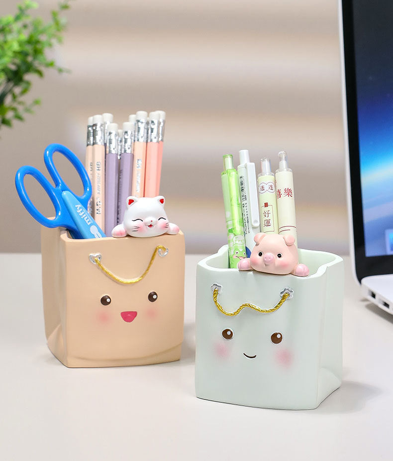 Cute Pen Holder Handmade Ornament High-end Creative Office Desk Decoration Pen Box Resin Figurine Office Gift