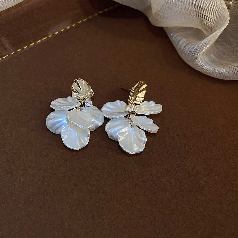 Silver Needle Inlaid with Diamonds and Pearls Flower Tassel Earrings Niche Style Atmosphere Earrings Fashionable Light Luxury High-end Earrings