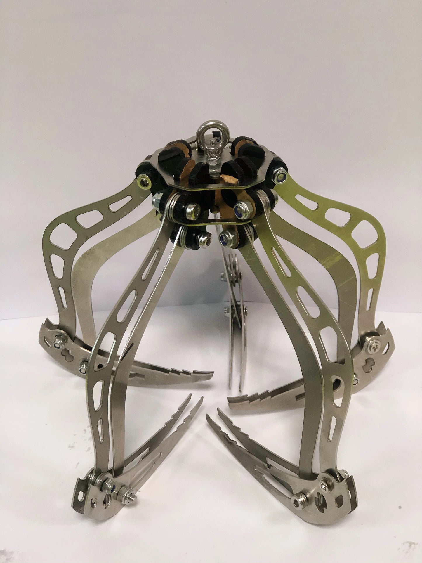 Stainless Steel Claw Manipulator for Drone Robot DIY Kit Mantis Hook Gripper Automatic Grasping Set for Quadcopter Rescue System