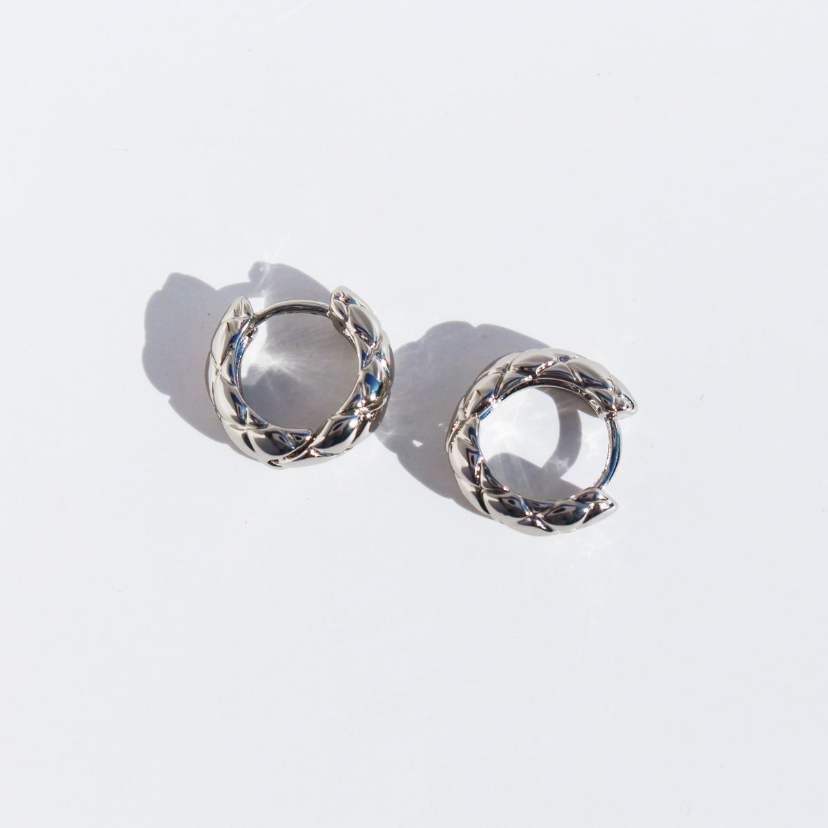 Jewelry Copper Gold-Plated Earrings Diamond Pattern Chanel Style Gold Earrings Round Versatile Ear Clips