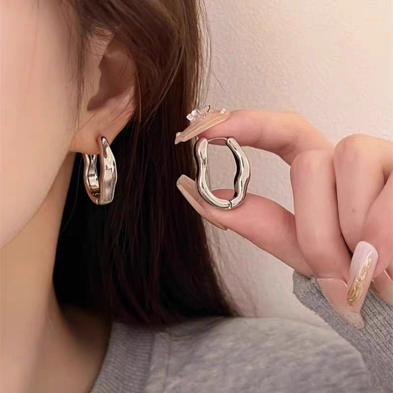 925 Silver Needle Love Butterfly Gravel Fashionable and Versatile Earrings Niche Unique Design Pearl Flower Earrings Earrings