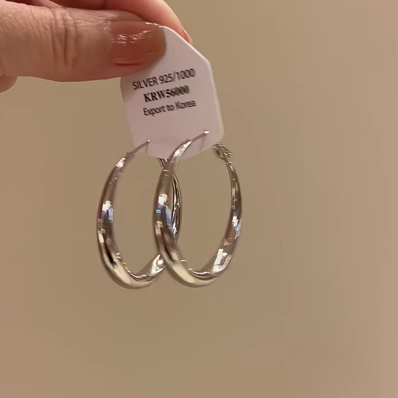 925 Silver Needle Love Butterfly Gravel Fashionable and Versatile Earrings Niche Unique Design Pearl Flower Earrings Earrings