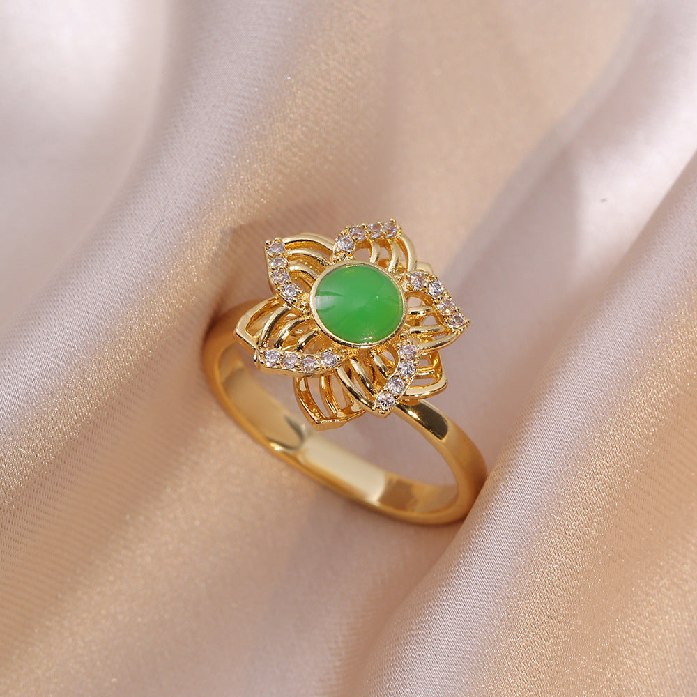 Rotating Ring for Women with Micro Paved Zircon, Elegant and Minimalist Style, Versatile Full Diamond Round Clover Ring Jewelry