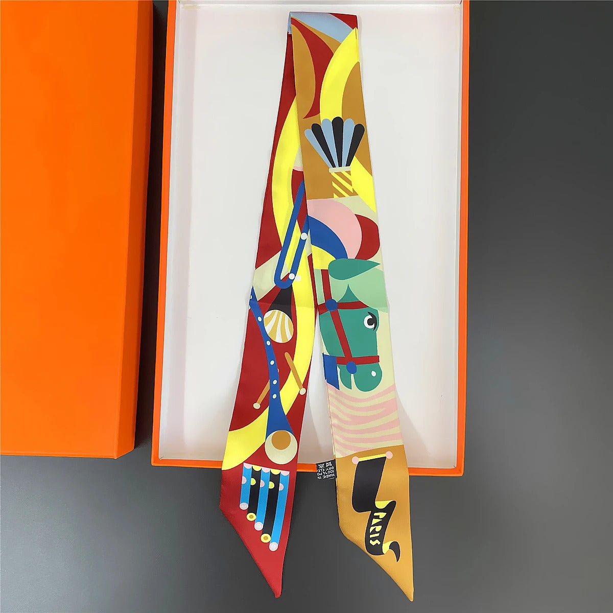 Brand Design Twill 100% Silk Scarf Luxury Fashion Scarf Women Foulard Skinny Bag Scarves New Hot Neckerchief Hair Headband