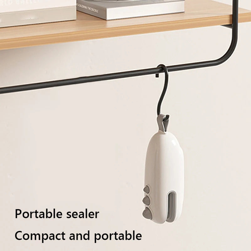 2pcs Mini Sealing Machine USB Rechargeable Heat Sealer Plastic Bag Heat Sealer for Home Travel 2 In 1Multi-function Kitchen Tool