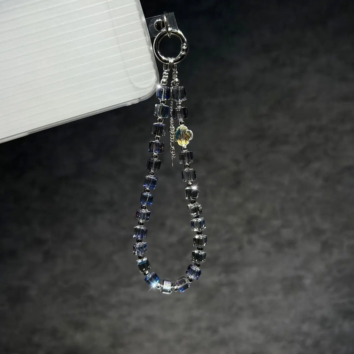 Glitter Diamond Short Mobile Phone Lanyard Sugar Crystal Beaded Mobile Phone Chain Phone Charm Cool Lanyard