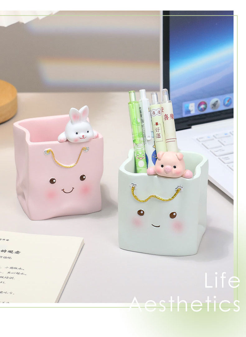 Cute Pen Holder Handmade Ornament High-end Creative Office Desk Decoration Pen Box Resin Figurine Office Gift