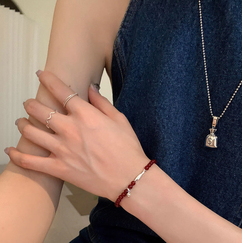 S925 Sterling Silver Fresh Style Red Agate Small Fish Bracelet for Women, Niche Design, Light Luxury, Versatile New Bracelet