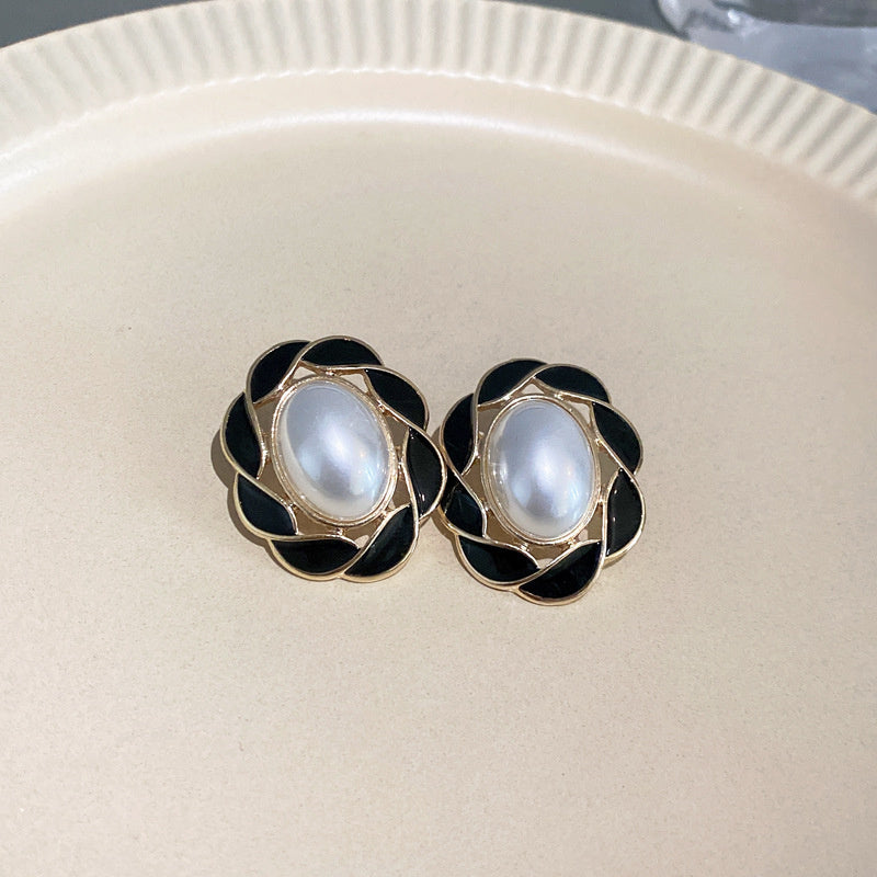 Vintage Earrings Fashion Versatile Ear Jewelry Niche Light Luxury High-end Accessories