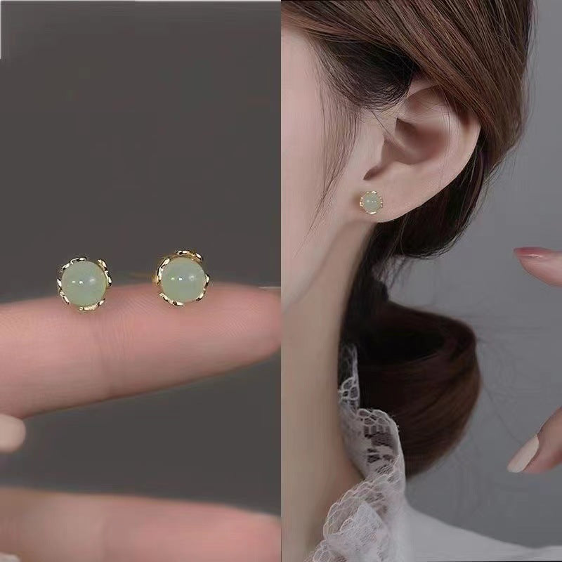 Ear-Caring S925 Sterling Silver Jade Stud Earrings Opal Gold Inlaid with Jade Anti-Allergy Stud Earrings for Women to Give Mom Holiday Gift