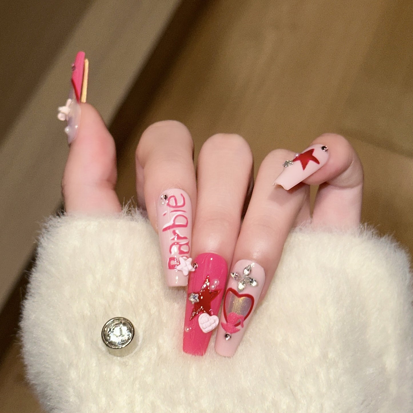 Dairison [Video Game Girl] Handmade Wearable Nails High-Grade Gray Hand-Painted Sweet Cool Heart Nail Tips Bowknot