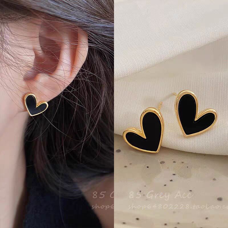 925 Silver Needle Love Butterfly Gravel Fashionable and Versatile Earrings Niche Unique Design Pearl Flower Earrings Earrings