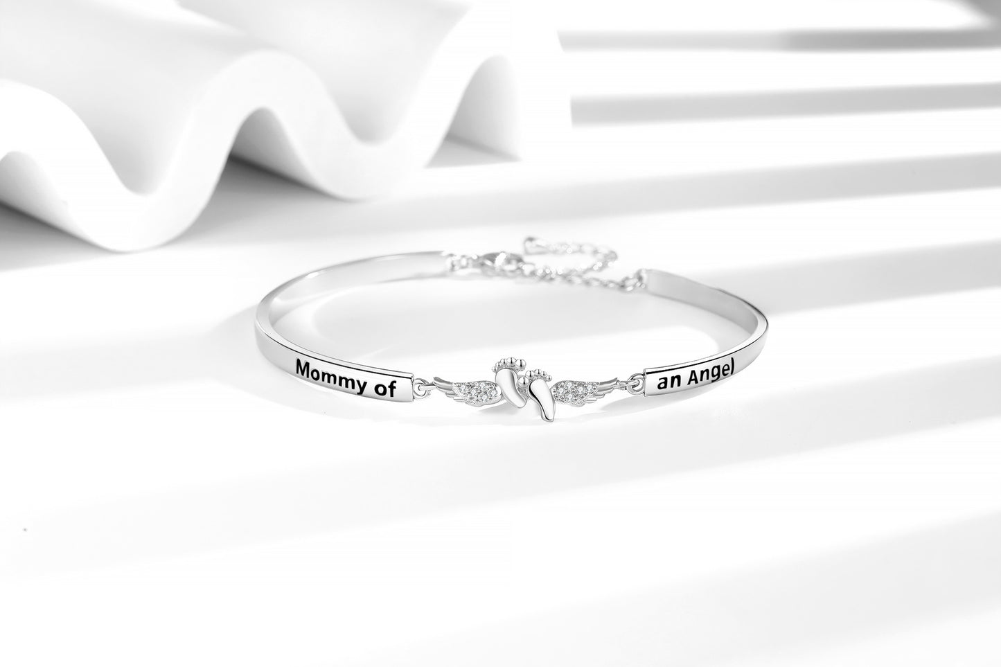 Cross-Border New Angel Wings Bracelet for Women Commemorating Mother Trendy Fashion Bracelet Fashionable Export Bracelet