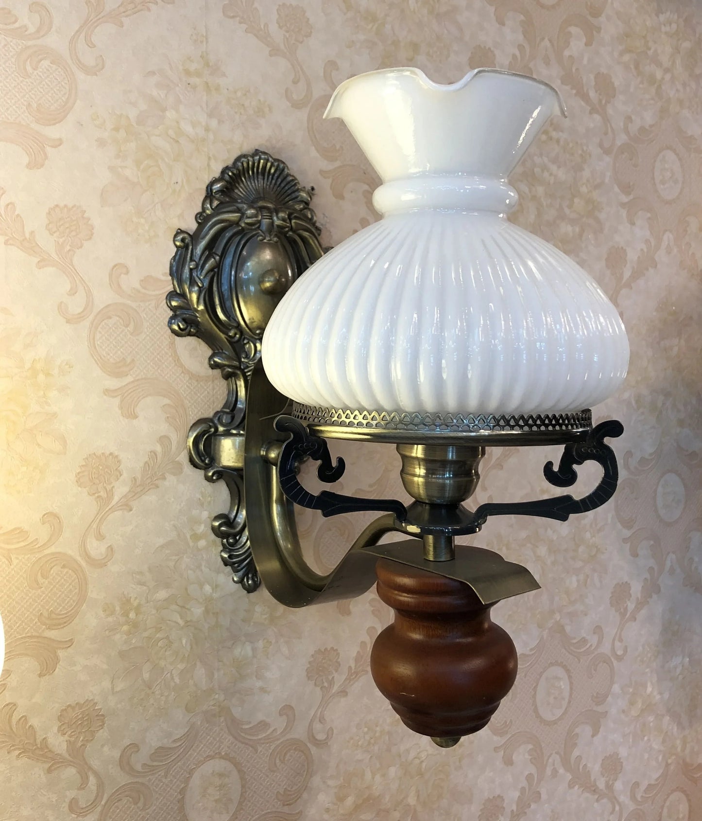 Wooden Italian Style American Country Light Luxury Bedroom Living Room Simple B & B Retro Characteristic Wall Lamp