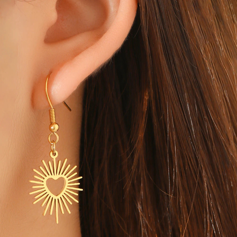 Stainless Steel Earrings Bohemian Geometric Heart Pendant Elegant Fashion Dangle Earrings For Women Jewelry Gifts for Lovers New