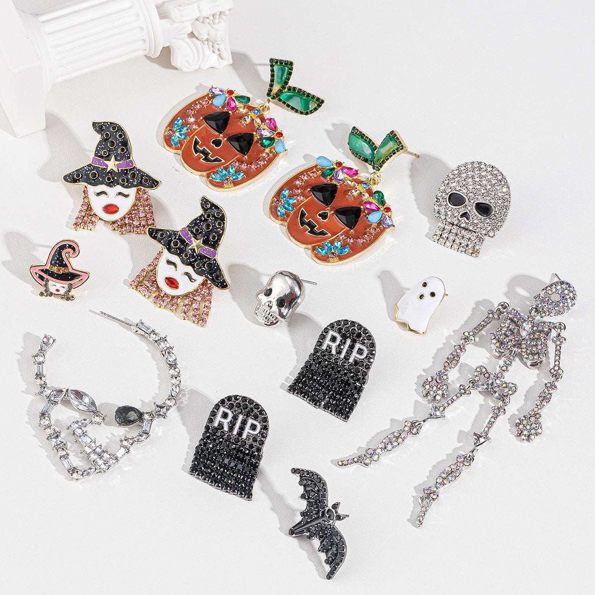 Halloween Quirky Accessories Crystal Inlaid Skull Earrings Oil Drop Witch Earrings Pumpkin Head Bat Earrings