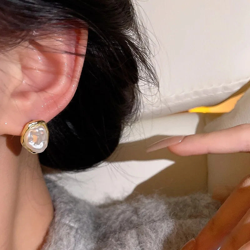 Fashion Geometric Irregular Round Metal Pearl Earrings for Women 2024 Minimalist Style Personality Earrings Trendy Jewelry Gift