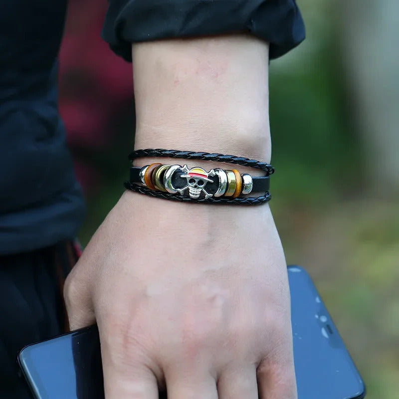 1Pc One Piece Luffy Pirate Bracelet Japan Cartoon Action Figure Toys Punk Black Leather Braided Punk Rock Bangles Bracelet Gifts
