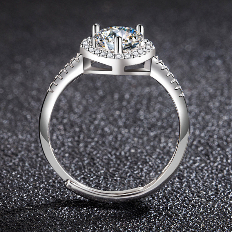 Zircon Ring Sweet Beauty Heart-shaped Hollow Ring 1 karat Moissanite Love Ring