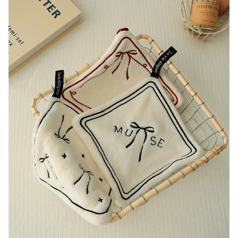 Double-layered Bow Pattern Thick Hand Towel Cleaning Cloths  Absorbent Hanging Towel Home Decoration Kitchen Accessories