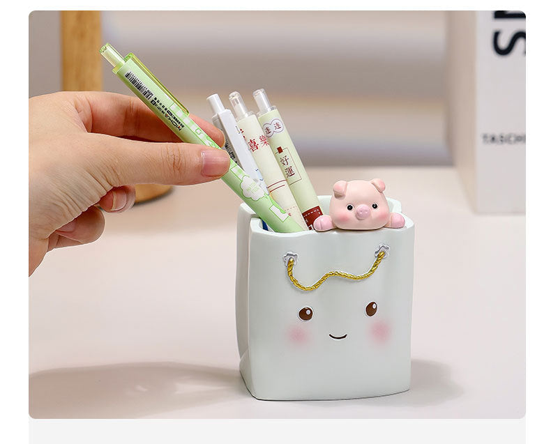 Cute Pen Holder Handmade Ornament High-end Creative Office Desk Decoration Pen Box Resin Figurine Office Gift