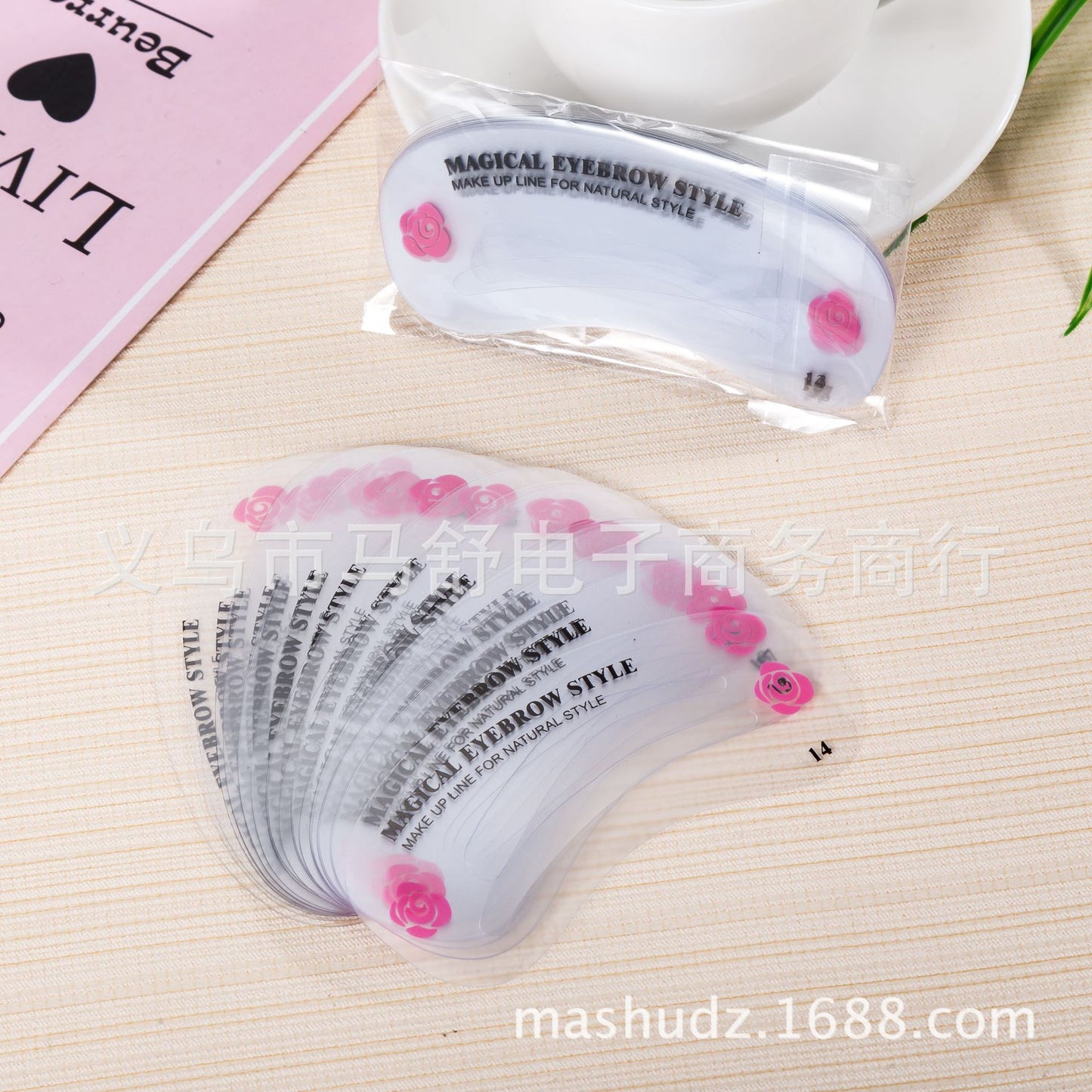 Cross-Border Hot Sale Novice Eyebrow Trimmer 24 Models Suit Eyebrow Stencil Eyebrow Stencil Beauty Tools Wholesale