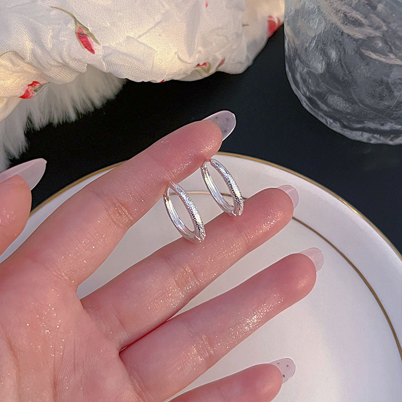 925 Silver Needle Love Butterfly Gravel Fashionable and Versatile Earrings Niche Unique Design Pearl Flower Earrings Earrings