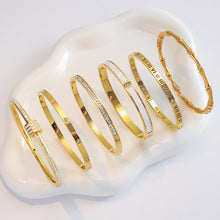 Ring for Women Micro Paved Rotating Zircon Temperament Cold Style Fashion Full Diamond Round Geometric Versatile Fashion Ring Jewelry