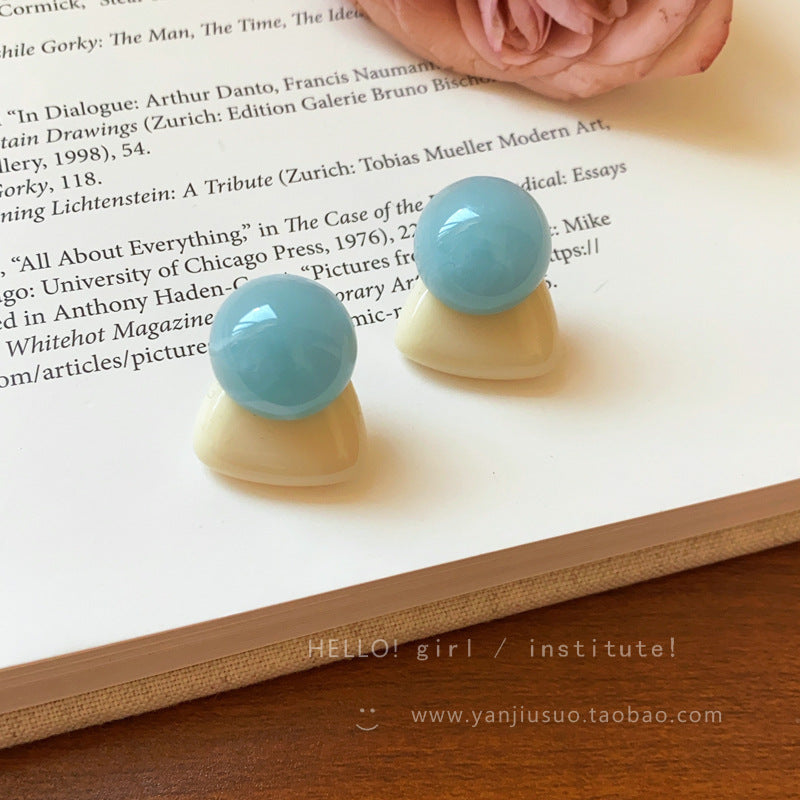 Dopamine Colorful Flower Earrings Suitable for Spring Sweet Cute Young Heart Stud Earrings for Women 2025 New Model