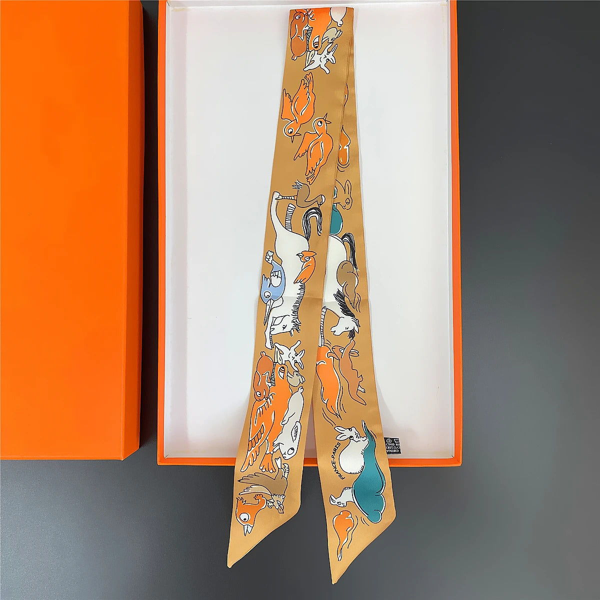 Brand Design Twill 100% Silk Scarf Luxury Fashion Scarf Women Foulard Skinny Bag Scarves New Hot Neckerchief Hair Headband