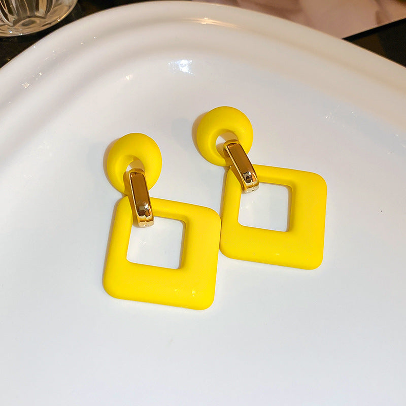 Yellow Series Fresh Fashion Versatile Flower Butterfly Earrings Simple Geometric Hoop Student Temperament Earrings for Women