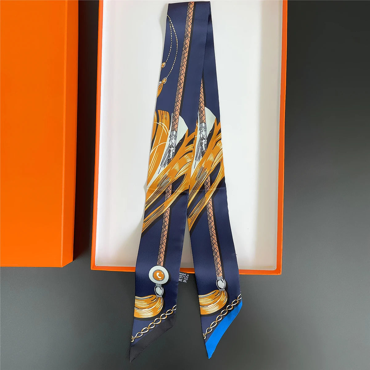 Brand Design Twill 100% Silk Scarf Luxury Fashion Scarf Women Foulard Skinny Bag Scarves New Hot Neckerchief Hair Headband