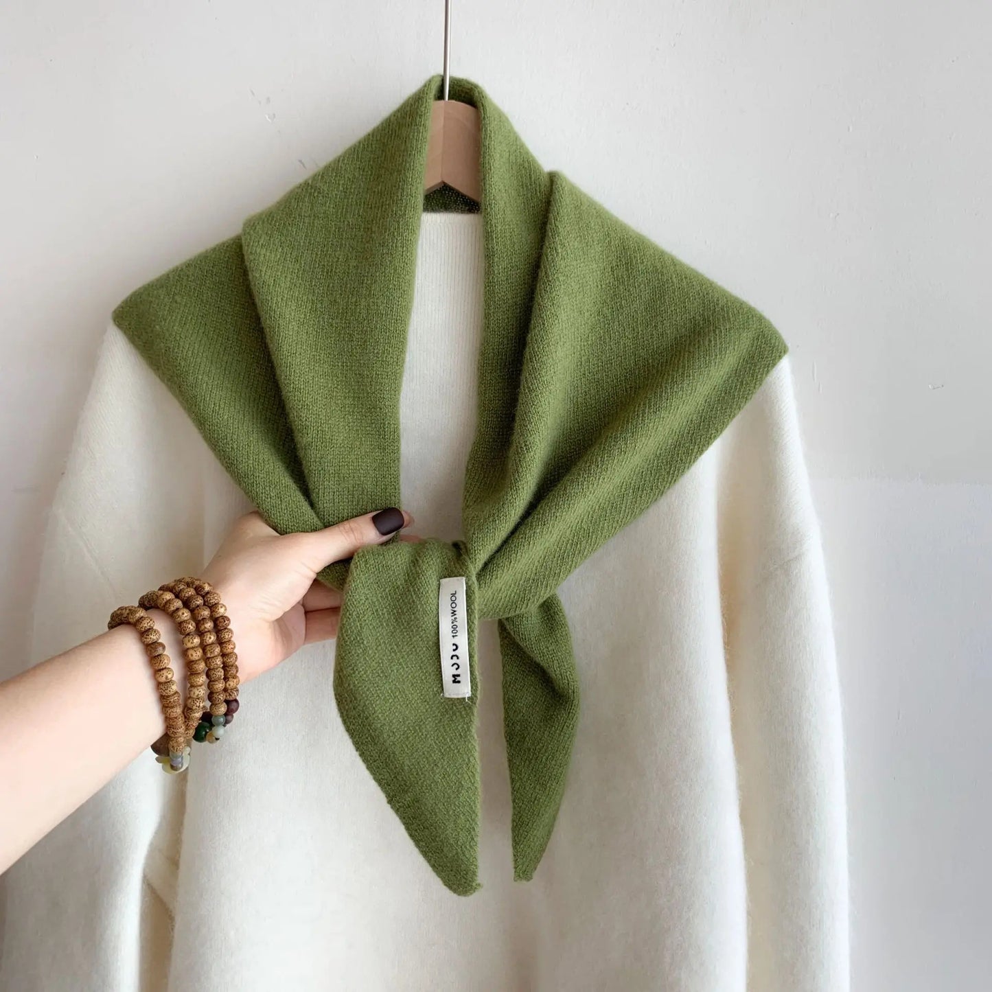 British Korean Triangle Scarf  Niche Wool  Triangular Scarf Women Headscarf Knitted Scarf Multi-functional Warm Knitted Scarf