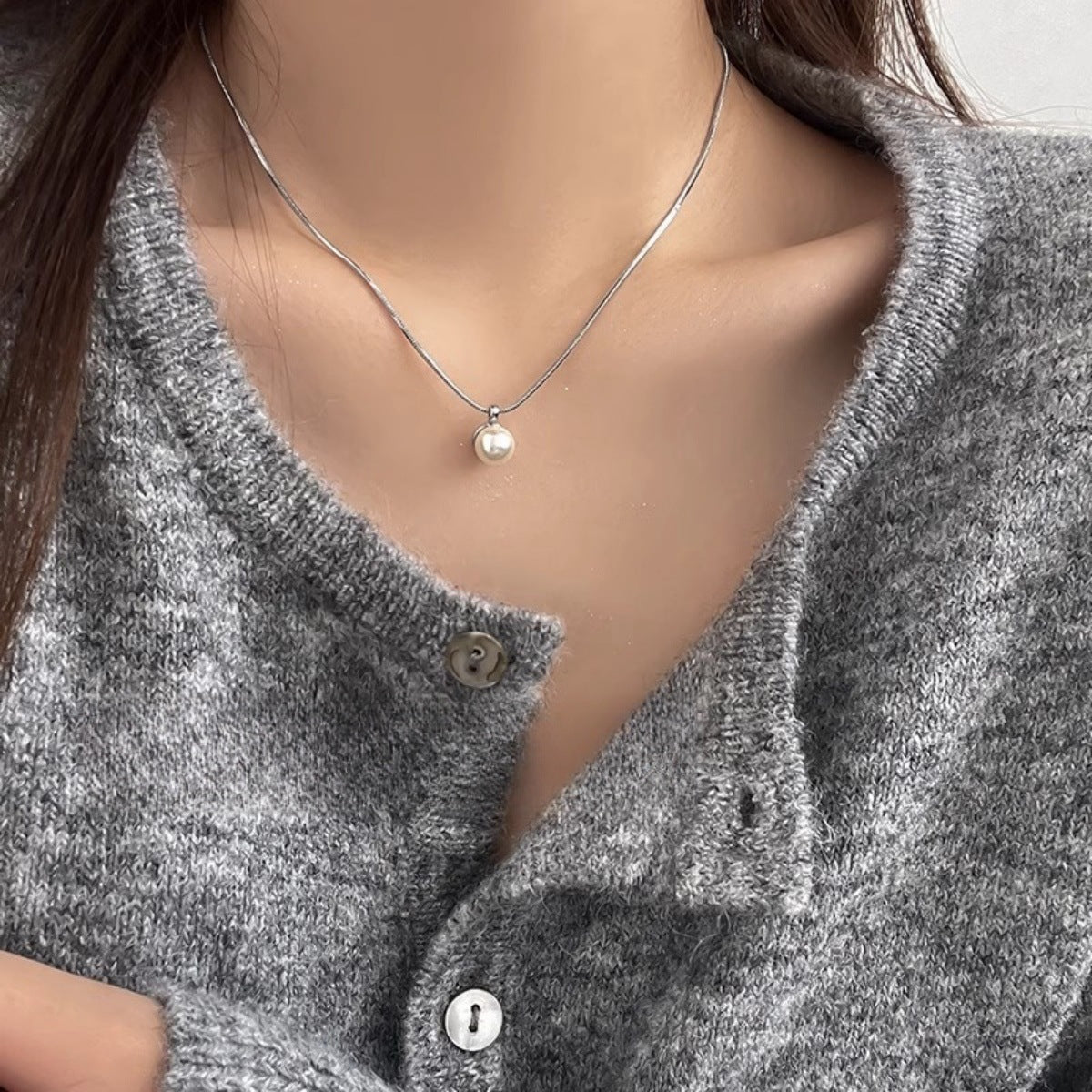 Li Luo New S925Sterling Silver Pearl Necklace Accessory for Women, Non-Fading, High-End Feel, Versatile Spring/Summer Clavicle Chain Wholesale