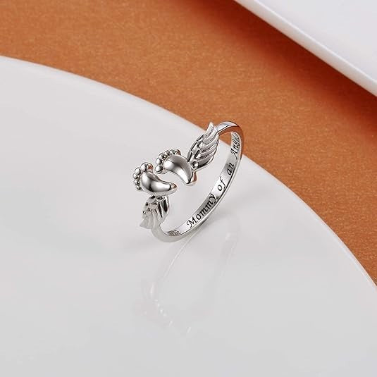 European and American Cross-Border Hot-Selling Mom Angel Ring for Women Sweet Warm Elegant Ring Baby Footprint Fashion Jewelry