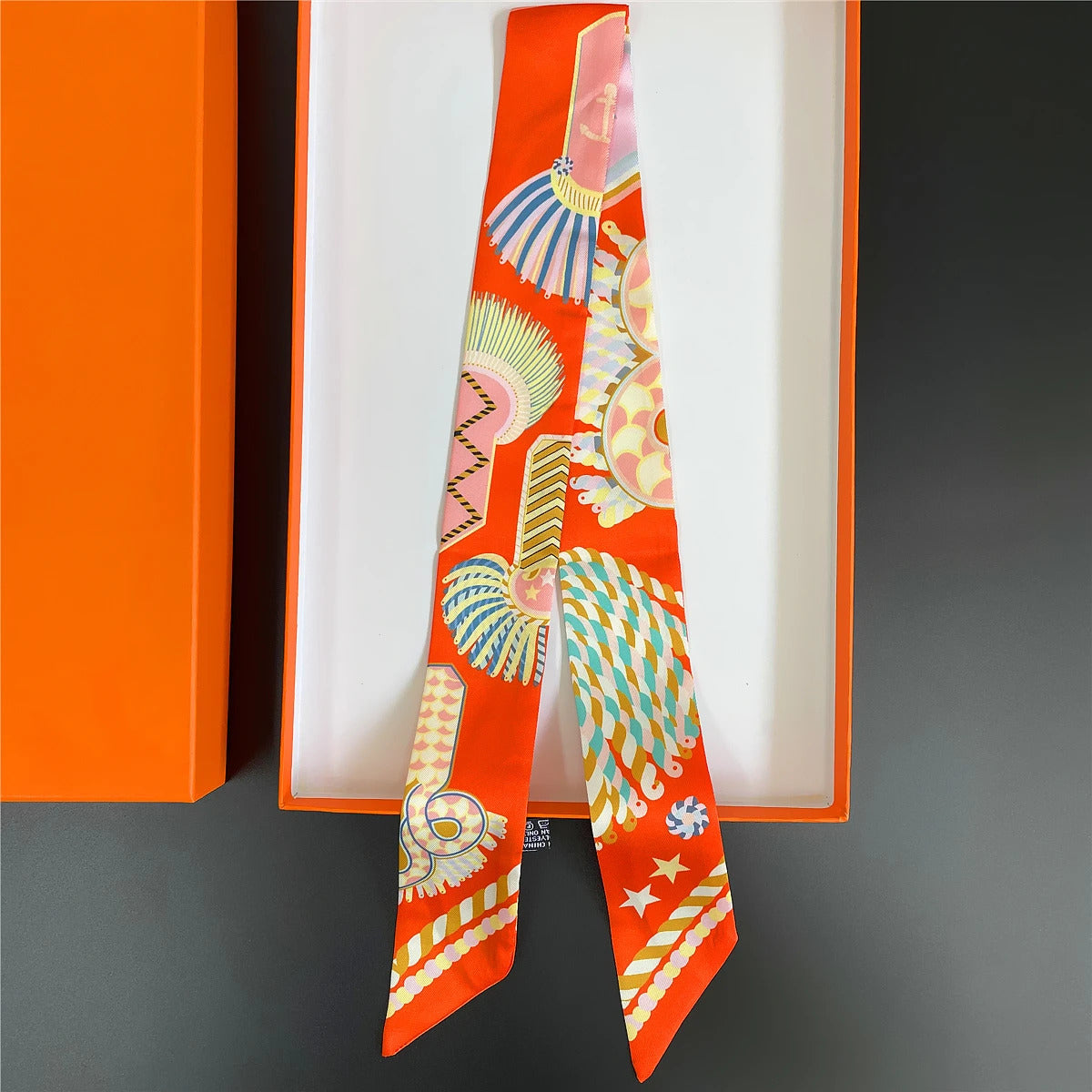 Brand Design Twill 100% Silk Scarf Luxury Fashion Scarf Women Foulard Skinny Bag Scarves New Hot Neckerchief Hair Headband