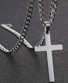 Amazon TK Hot-Selling OT Buckle Square Cross Necklace for Women Copper Plated 14K Gold Paperclip Necklace Yiwu In Stock