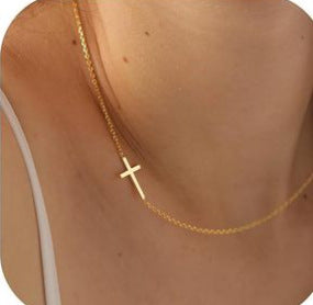 Amazon TK Hot-Selling OT Buckle Square Cross Necklace for Women Copper Plated 14K Gold Paperclip Necklace Yiwu In Stock